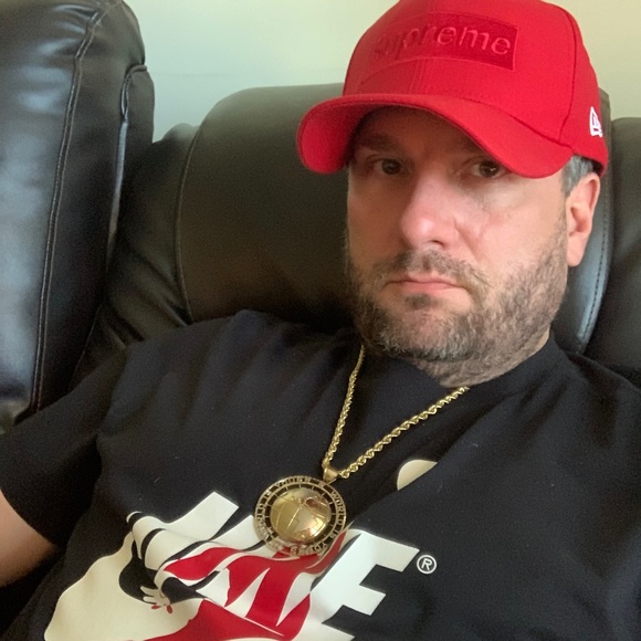 Meet your Posher, Jeremy - Picture 3 of 16